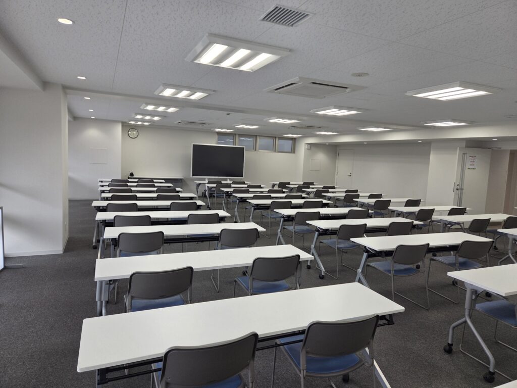 大曽根校（東大・京大・医学部コース） 【自習室】２部屋の自習室を完備！席数も十分にあるので、いつでも快適に自習ができます！